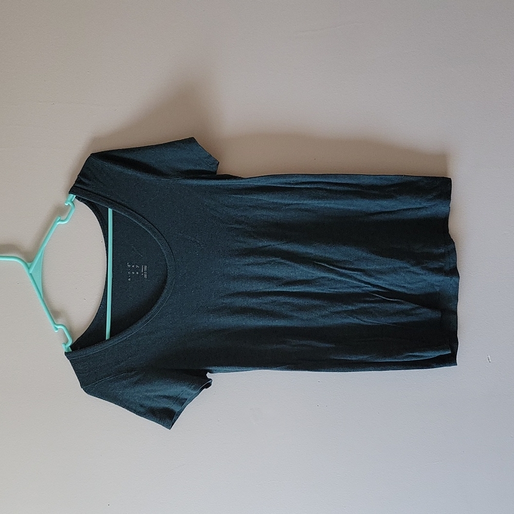 soft scoop neck tshirt